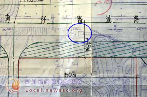 藍(lán)色標(biāo)注處為“官田茶飲莊”，位于貢井開(kāi)發(fā)區(qū)規(guī)劃綠地和省道綠化帶內(nèi)，正擋匯東起重機(jī)廠大門(mén)。