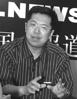 劉暢，中國青年報綜合采訪部主任，“首屆中國十佳曝光勇士”，代表作——《山西繁峙礦難系列報道》