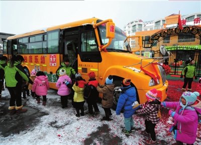 我國校車條例草案今起征意見 賦予三項優先權
