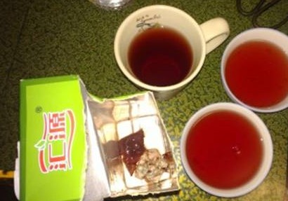 匯源果汁微博曝質量問題 形似腸子網友稱惡心