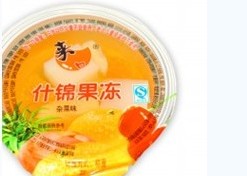 來(lái)一口果凍致男童腸梗阻 開(kāi)腸破肚取出一團(tuán)膠