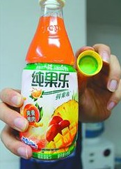 百事純果樂鮮果粒系列飲料的“揭蓋有獎”活動遭到市民質疑
