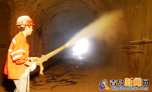 地鐵M3線永火區間下穿膠濟線今日貫通