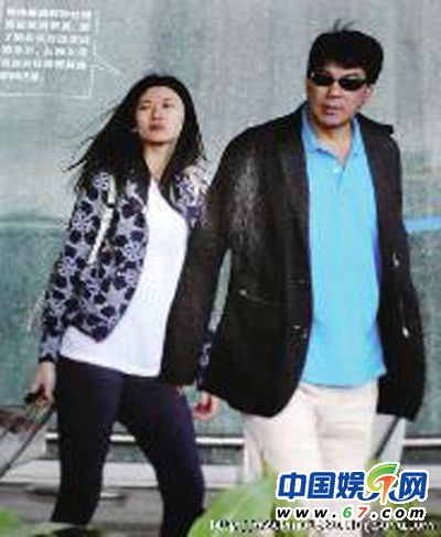 盤點娛樂圈驚人父女戀明星 心態不老吃嫩草