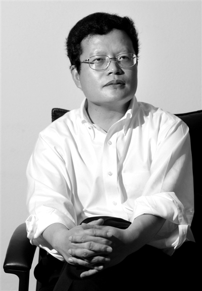 鄒恒甫承認夸大舉報 稱有淫亂線索有服務(wù)員叫其老公
