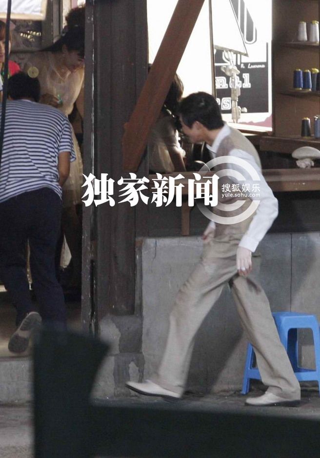 俞灝明穿彈力衣復出拍戲 《春天》片場正面照曝光