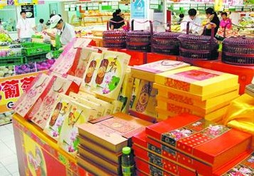 酒店月餅高利潤致營銷加碼 人人背上月餅指標