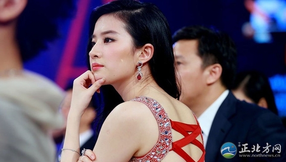 京城四美誰最美 景甜似白雪公主完勝劉亦菲