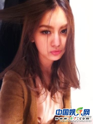李晨嫩模前女友海量生活照曝光 新疆美女美艷