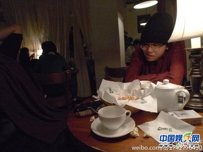 好聲音大山劉珊珊圓寸照曝光，網友揭其同性戀身份
