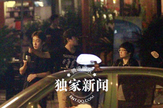 陳思成撇女友獨自會友 佟麗婭素顏變化大臉部發腫