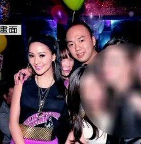 房祖名與內地歌手葉熙祺隱婚 成龍香港封鎖消息
