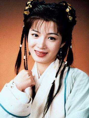 在古裝劇中，陳少霞算得上是“金牌配角”，許多角色都堪稱經(jīng)典