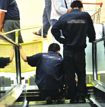 華聯北京五道口店扶梯斷裂 維修人稱長期超載