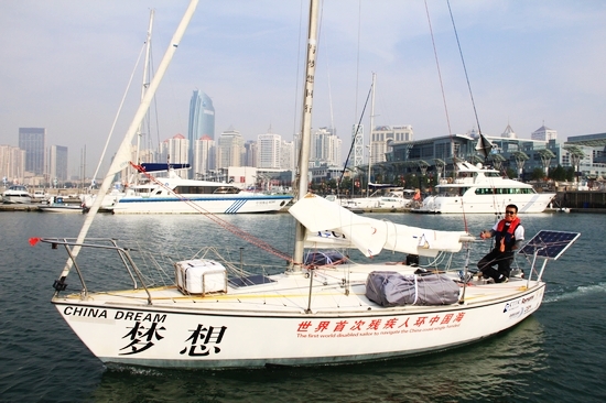 青島獨臂哥揚帆環游中國海