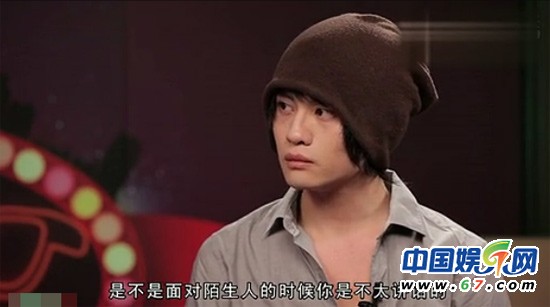 好聲音王乃恩訪談冷場主持人崩潰 網友笑翻