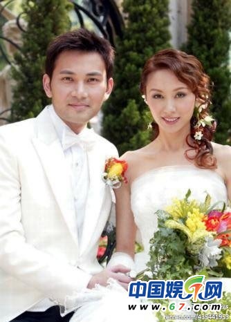 娛樂(lè)圈明星夫妻珍貴結(jié)婚照曝光