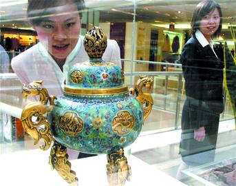 中秋成送禮節傳統產品受冷落 月餅不再專寵