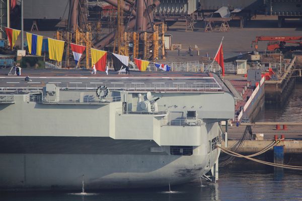 解讀遼寧艦武器系統:無重型反艦導彈因用處不大