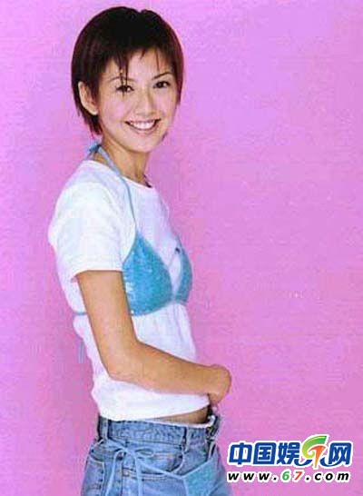 章子怡周慧敏鞏俐內衣外穿 大跌眼鏡的女神失足瞬間