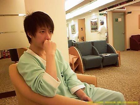 男明星罕見素顏照曝光 王力宏吳彥祖現真容
