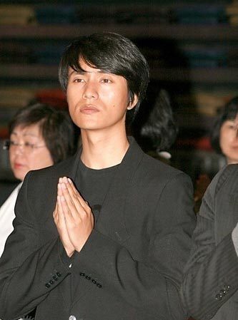 男明星罕見素顏照曝光 王力宏吳彥祖現真容