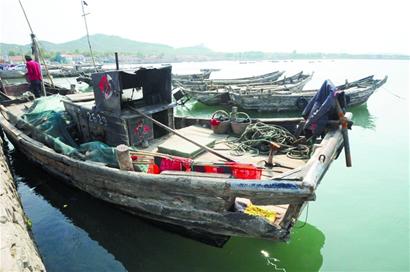 打不上魚漁船轉行 違法載客垂釣月入萬元