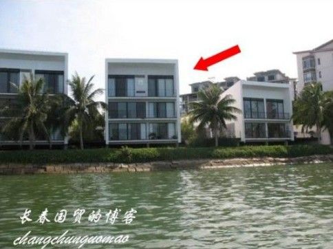 趙本山千金生活奢侈:住豪宅坐私人飛機出行