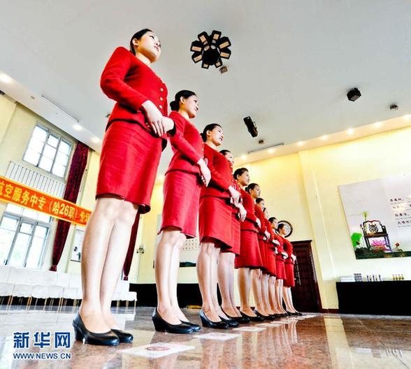 千名美女學生競逐空姐夢 儀態要求嚴格