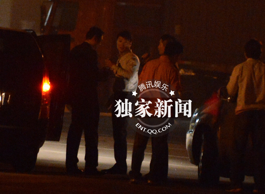 黎明人氣下滑被分家產 小縣城撈金奔波苦埋頭吸煙