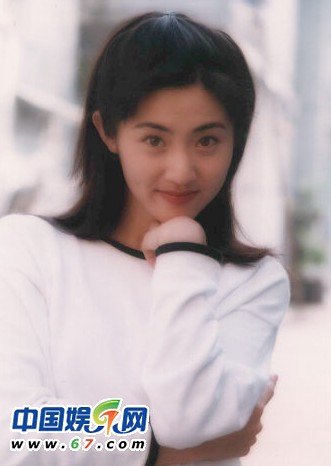 追憶TVB劇龍套美女:風情康華演遍陀槍師姐系列