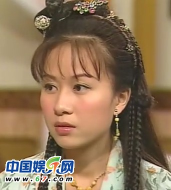追憶TVB劇龍套美女:風情康華演遍陀槍師姐系列