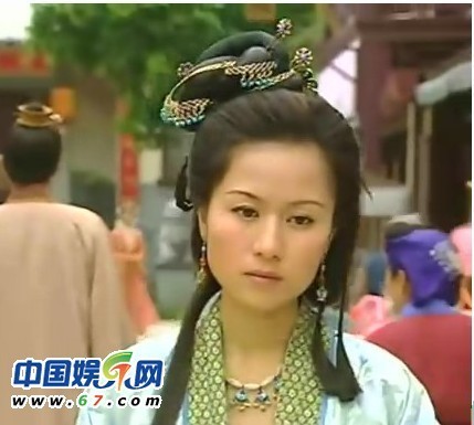 追憶TVB劇龍套美女:風情康華演遍陀槍師姐系列