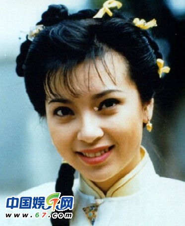 追憶TVB劇龍套美女:風情康華演遍陀槍師姐系列