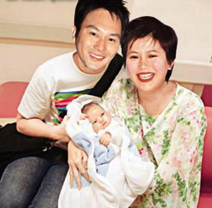 李小璐朱茵同日誕女遭調侃 盤點眾星女兒初長成