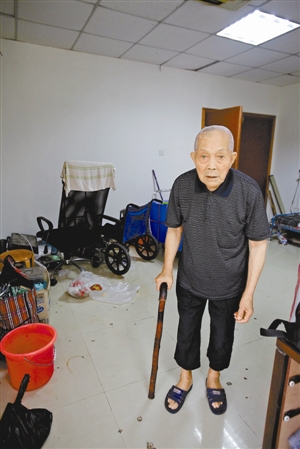 98歲抗戰(zhàn)老兵無(wú)固定住所 因外地戶口無(wú)法享優(yōu)撫