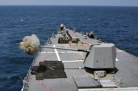 多艘美軍戰艦中國附近海域游弋 航母抵菲律賓