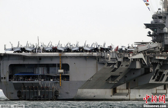 多艘美軍戰艦中國附近海域游弋 航母抵菲律賓