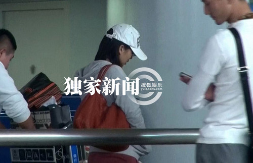 陳好戴口罩素顏現身 身形臃腫萬人迷身材不見