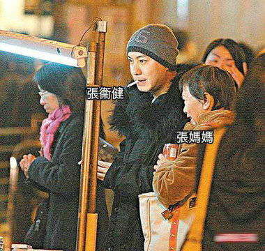 圖揭娛樂圈人情冷暖 有人紅了忘本 有人知恩圖報(bào)