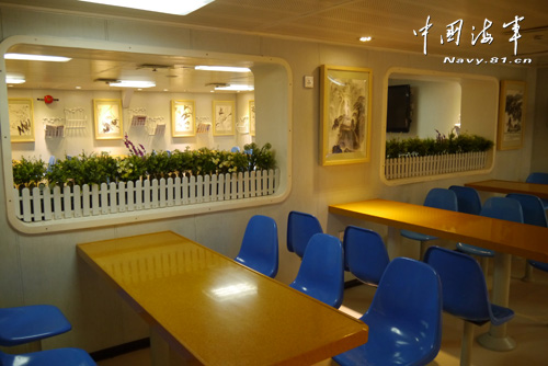 資料圖：遼寧艦中的生活區域。