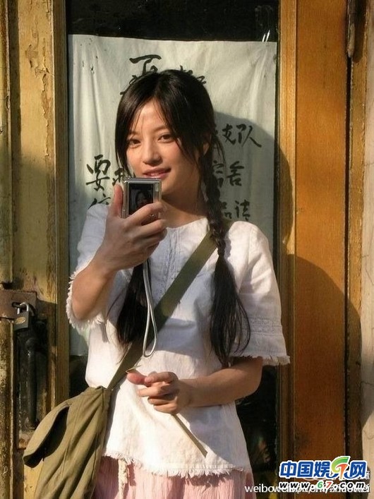 趙薇老公黃有龍首曝愛妻私房美照 網友調侃：家有仙妻終難藏