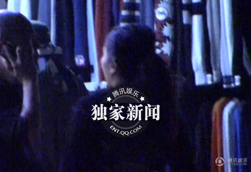 葉璇不拘小節 與男性友人飯店用餐親密異常