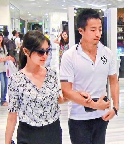 大S汪小菲情侶裝“飛躍”長城 曝婚后恩愛細節(組圖)