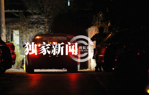 波神彭丹現身夜店狂歡 與神秘男士駕車同回香閨
