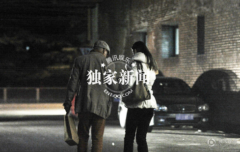 徐崢幽會神秘女