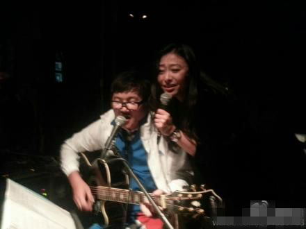 舒高與藝術家米丘結婚 結束13年愛情長跑