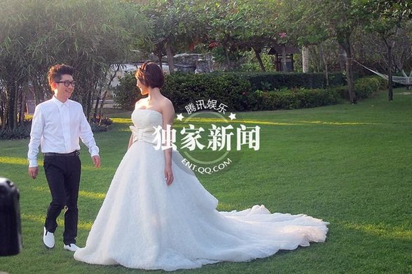 金志文豪華婚禮現場 新人抵海邊拍婚紗照
