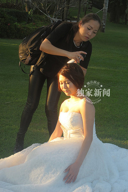 金志文豪華婚禮現場 新人抵海邊拍婚紗照