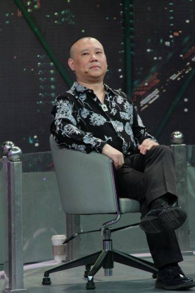 娛樂圈奢侈帝后排行榜：葛優無子 贈妻游艇別墅豪車